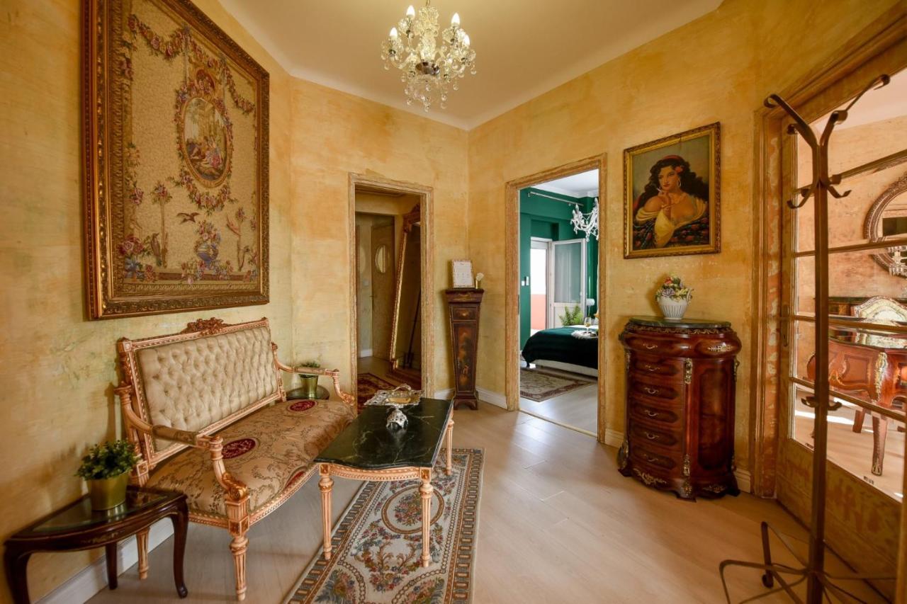 Baroque Splendor: Breathtaking Views & Design Daire Bükreş Dış mekan fotoğraf